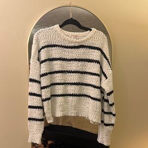 ANDREE BY UNIT Textured Black and Cream Striped Sweater